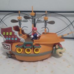 Super Mario Deluxe Bowser's Air Ship Playset with Mario Action Figure 🍄