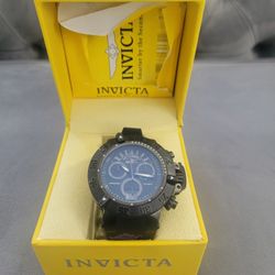 brand new 50mm invicta men watch. (NEEDS NEW BATTERY) (MUST SELL TODAY!)