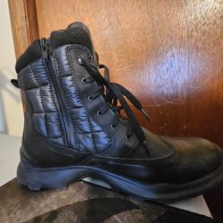 The North Face Thermoball Zip Boot