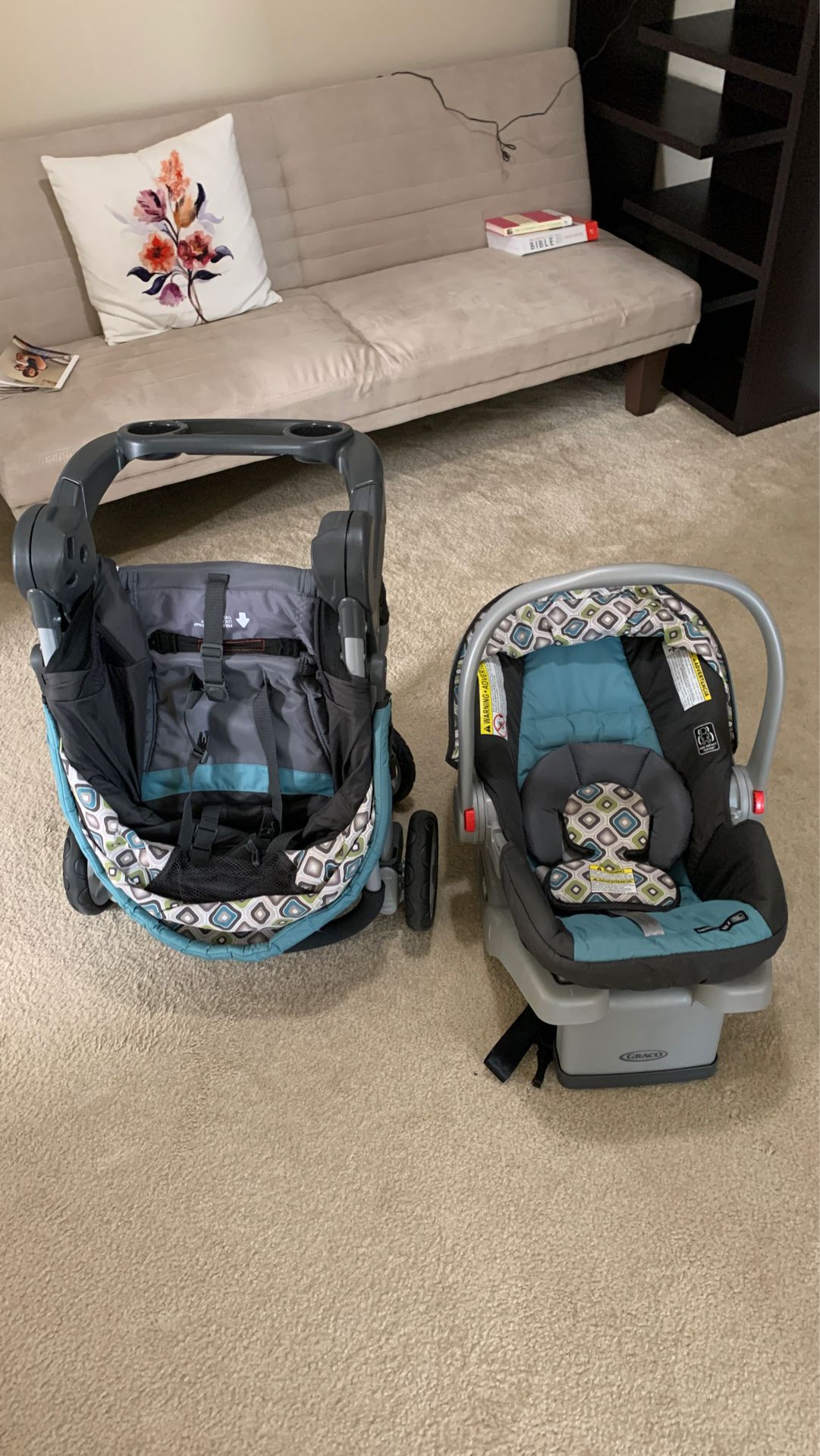 Car seat/stroller set
