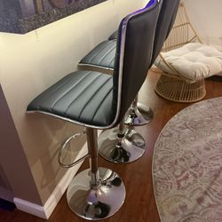 3 Bar Stools 