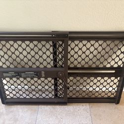 Animal / baby gate