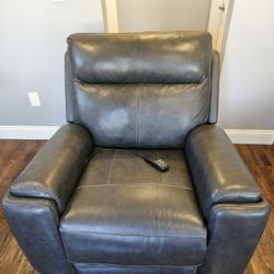 POWERLIFT  RECLINER 