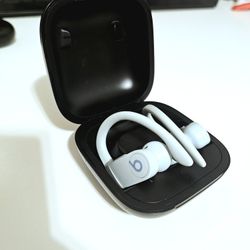 Powerbeats Pro Glacier Blue