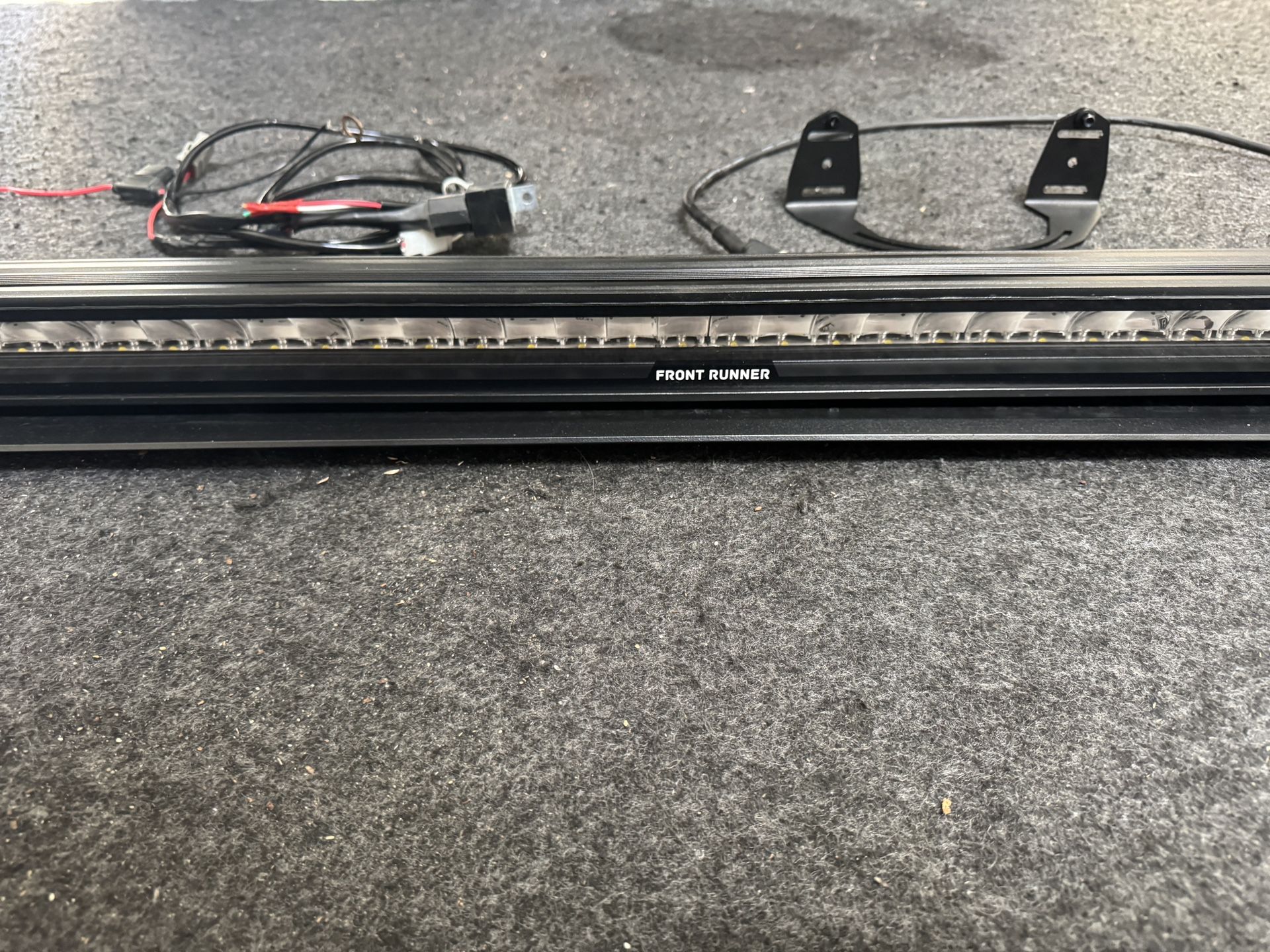 Frontrunner 40” FX1000 CB light bar