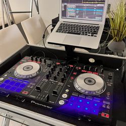 Combo DJ  Pioneer DDJ SR And MacBook Air And Case 