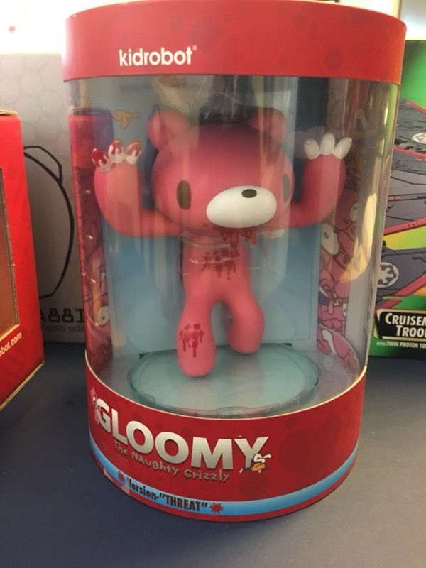 Mori Chack x Kidrobot – Gloomy Bear Threat Edition Limited edition 5” gloomy Figure over glass base