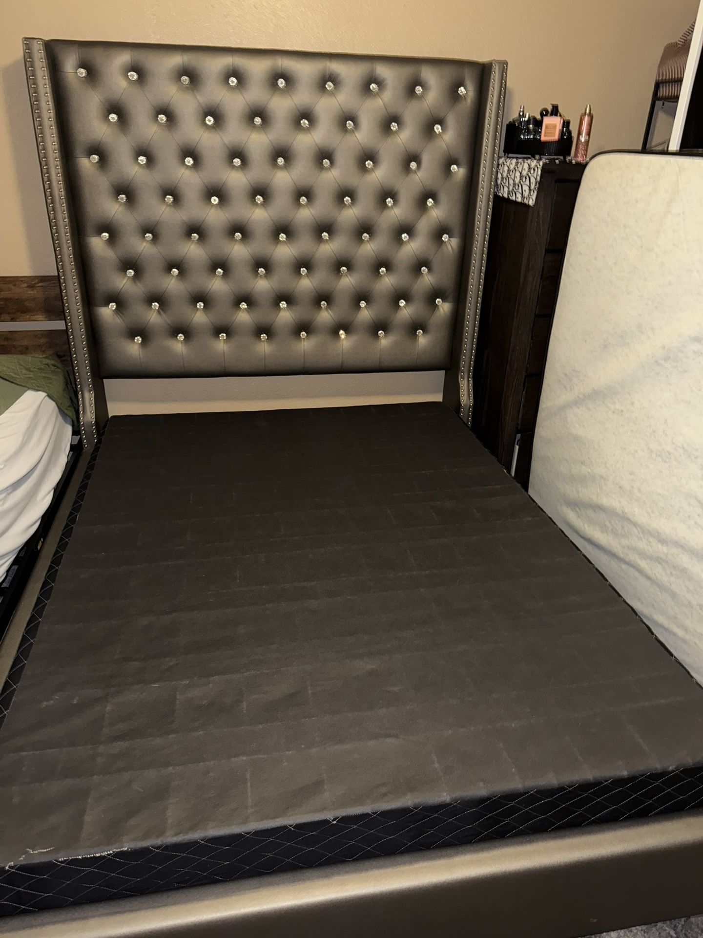 Frame Bed Firm