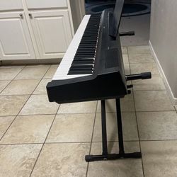 Yamaha P 71 digital piano was weighted key 88 key digital piano