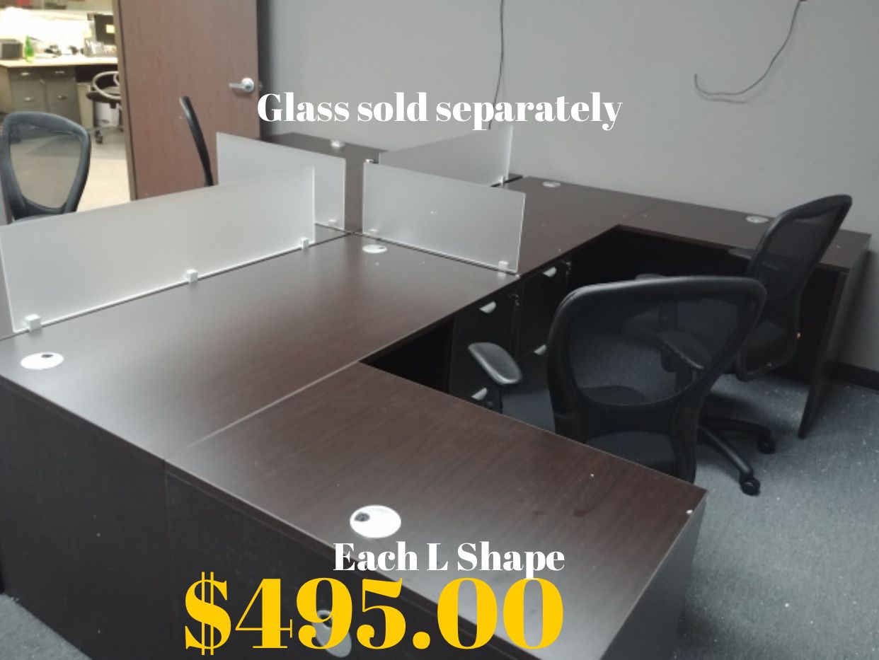 Desks Workstations   Pods  L Desks $365 No Drawer  /$495 With 1 Drawer Unit  / 4 Shown   / Privacy Glass Sold Separately