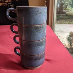 Stacking Mugs