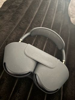 Apple AirPods Max Headphones Space Gray
