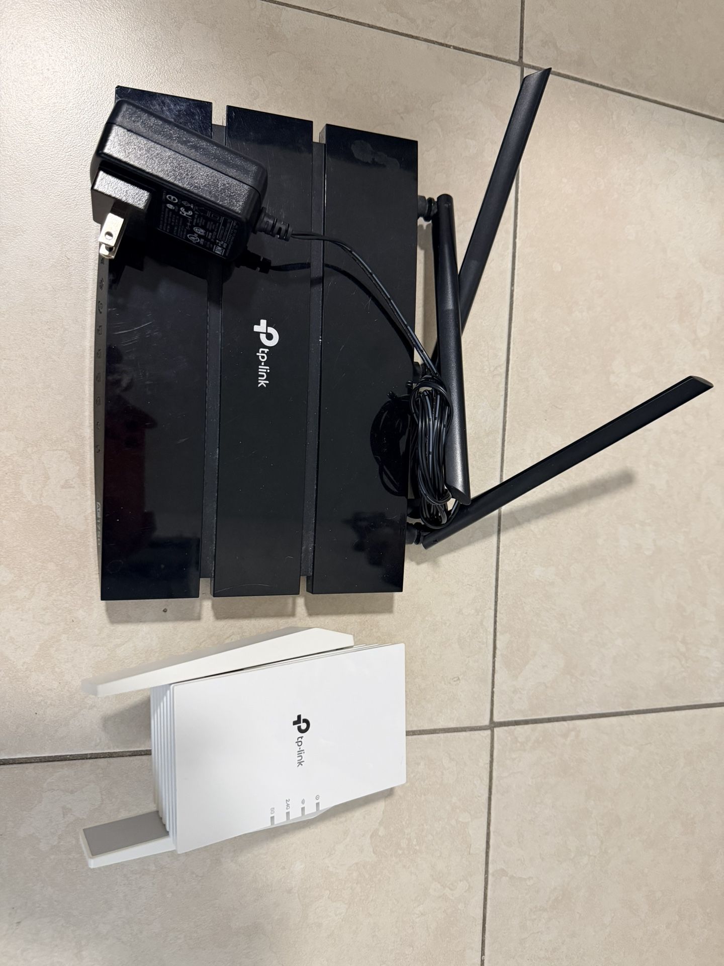 TP Link Combo (Router & Extender)