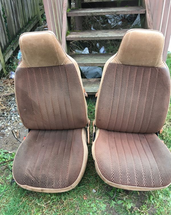 Toyota pickup bucket seats for Sale in Federal Way, WA - OfferUp