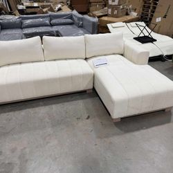 Daals Belsize Beige Boucle Sofa with Wooden Base, Large Chaise Right Hand Facing