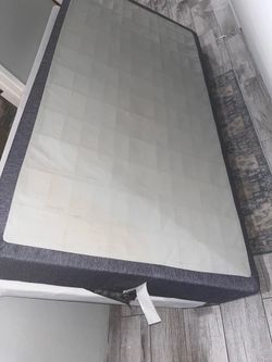 Twin bed (mattress and box spring)