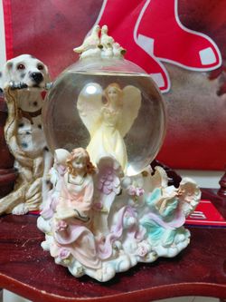 Snowglobes and more. Work perfect.