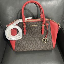 Michael Kors Bag. $150 Oh Better Offer Pick Up In Van Nuys