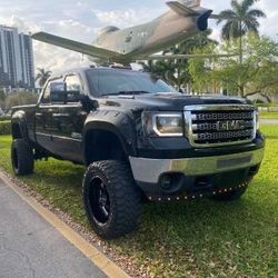 2012 GMC Denali 4x4 Duramax Diesels 4x4 114,000 Miles For Sale 