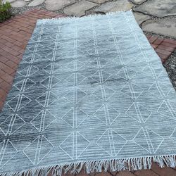 West Elm Reflected Diamonds Outdoor Rug 6x9