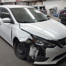 2016 Nissan Sentra sv FOR PARTS 