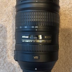 Nikon Nikkor AF-S 28-300mm f/3.5-5.6G ED VR lens.