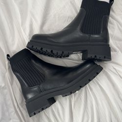 $30 OBO Bacia Women's Chelsea Boots Fashion Ankle Boots Comfort Platform Elastic Chunky Boots wite Lug Sole