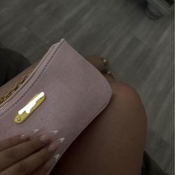 LV Pink bag