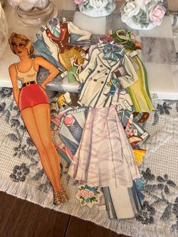 Vintage paper doll set
