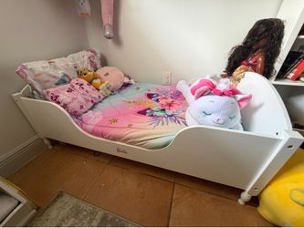 Barbie Toddler Bed + Crib Mattress Included – Excellent Condition