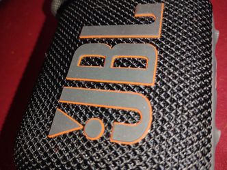 Bluetooth JBL speaker