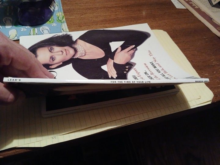 LEAR'S  MAGAZINE  MARCH 1991  VERONICA   HAMEL  COVER