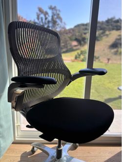 Knoll chair