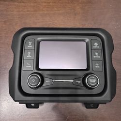 2019 Jeep Wrangler Stock Radio AM/FM/Bluetooth