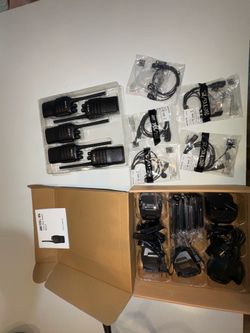 New inbox Retevis RT21 UHF16 channel 2 way radios walkie-talkie w/ batteries, chargers & 5 headsets