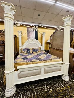 AICO By Michael Amini MONTE CARLO White Bed Set 5 Pcs