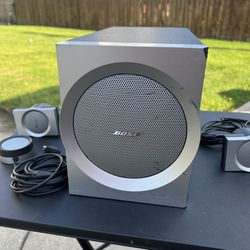Bose Companion 3 Series II Multimedia Speakers -17493 (One)