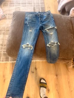 MX1 jean in italian stretch denim with classic five-pocket detailing.