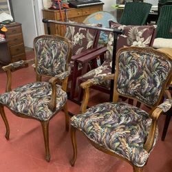 Pair of arm chairs