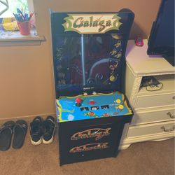 Galaga arcade machine