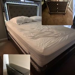 Queen Bed Set 