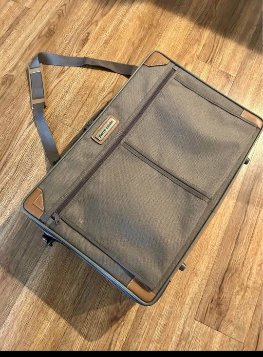 Pierre Cardin Travel Case High Quality Spacious