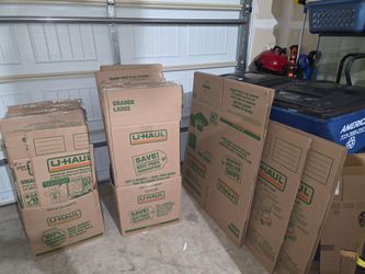 Lot of Uhaul boxes