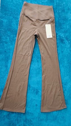 Women’s leggings size s brand new!