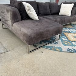 Microfibre Sectional Couch (Free delivery)