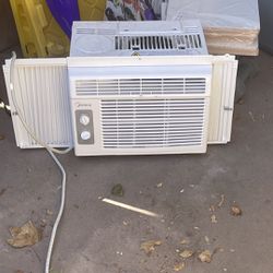 Small Air Conditioner 4000BTU 