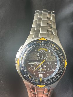 Beautiful, perfect condition citizen, blue angel, Skyhawk Eco Drive, solar powered runs perfectly
