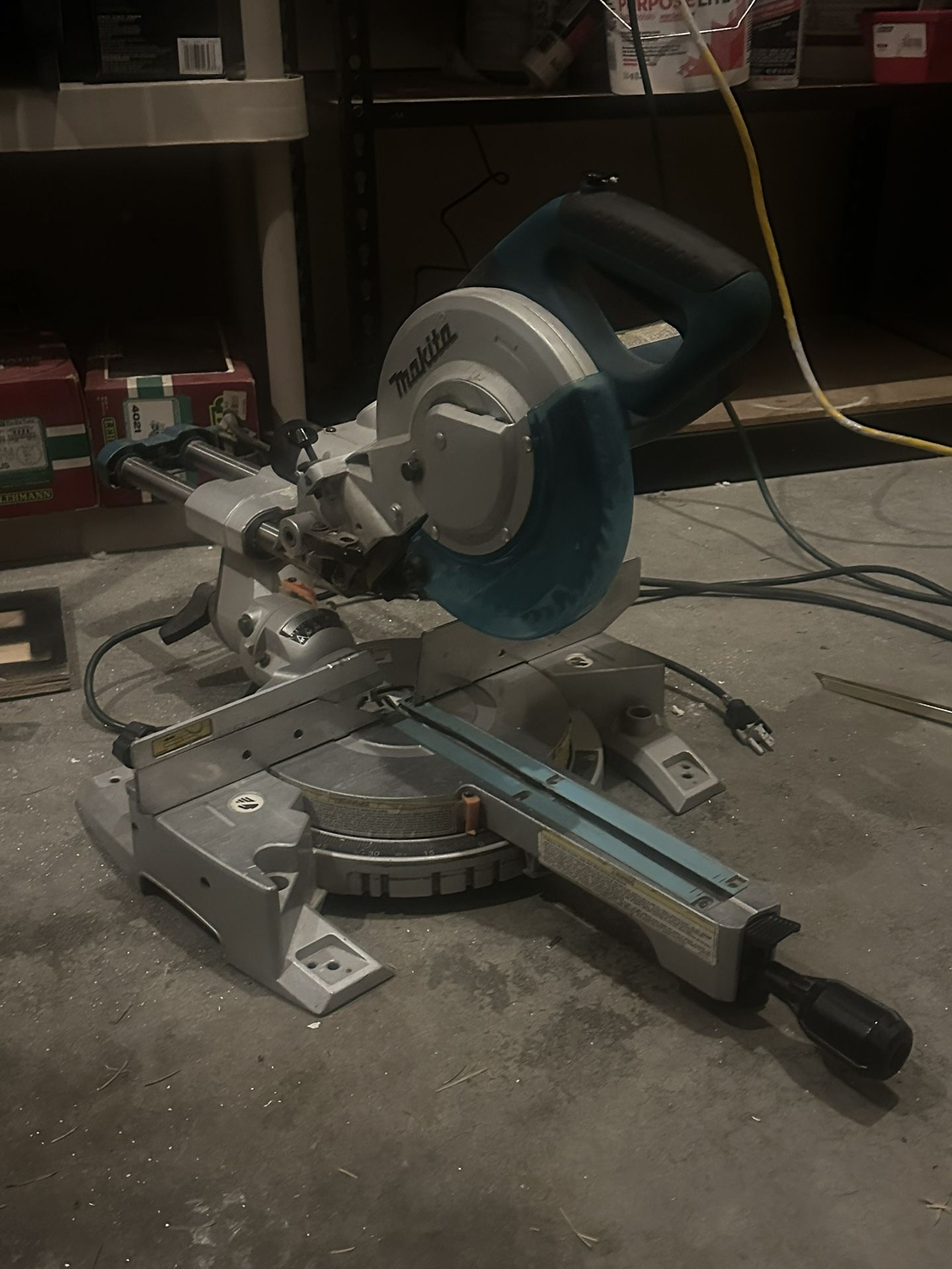 Makita Miter Saw — 8.5in
