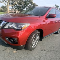 2017 Nissan Pathfinder