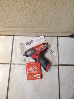 Milwaukee 3/8" Impact Wrench Brushless Fuel M12